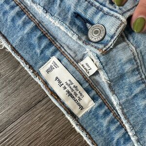 90s Abercrombie distressed jeans 35 Short